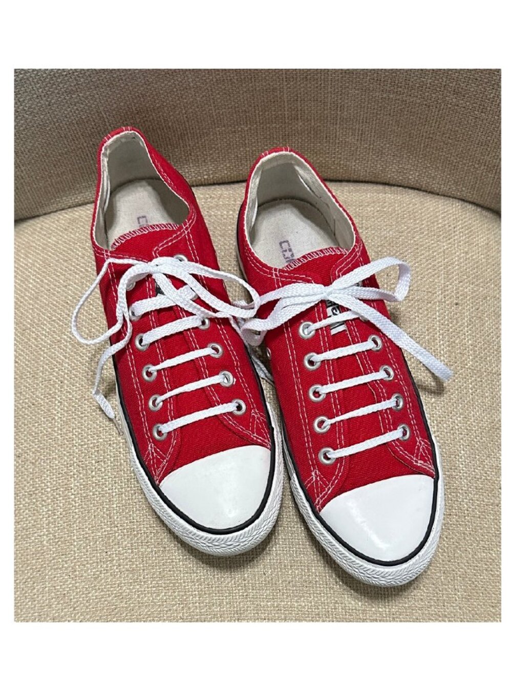 Converse Chuck Taylor All Star Red Low Top Sneakers Men.s 7.5 Women's 9